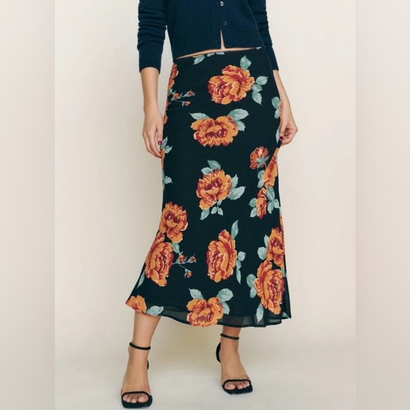 Reformation Dresses & Skirts - NWT Reformation Layla Skirt in Floral Size 2